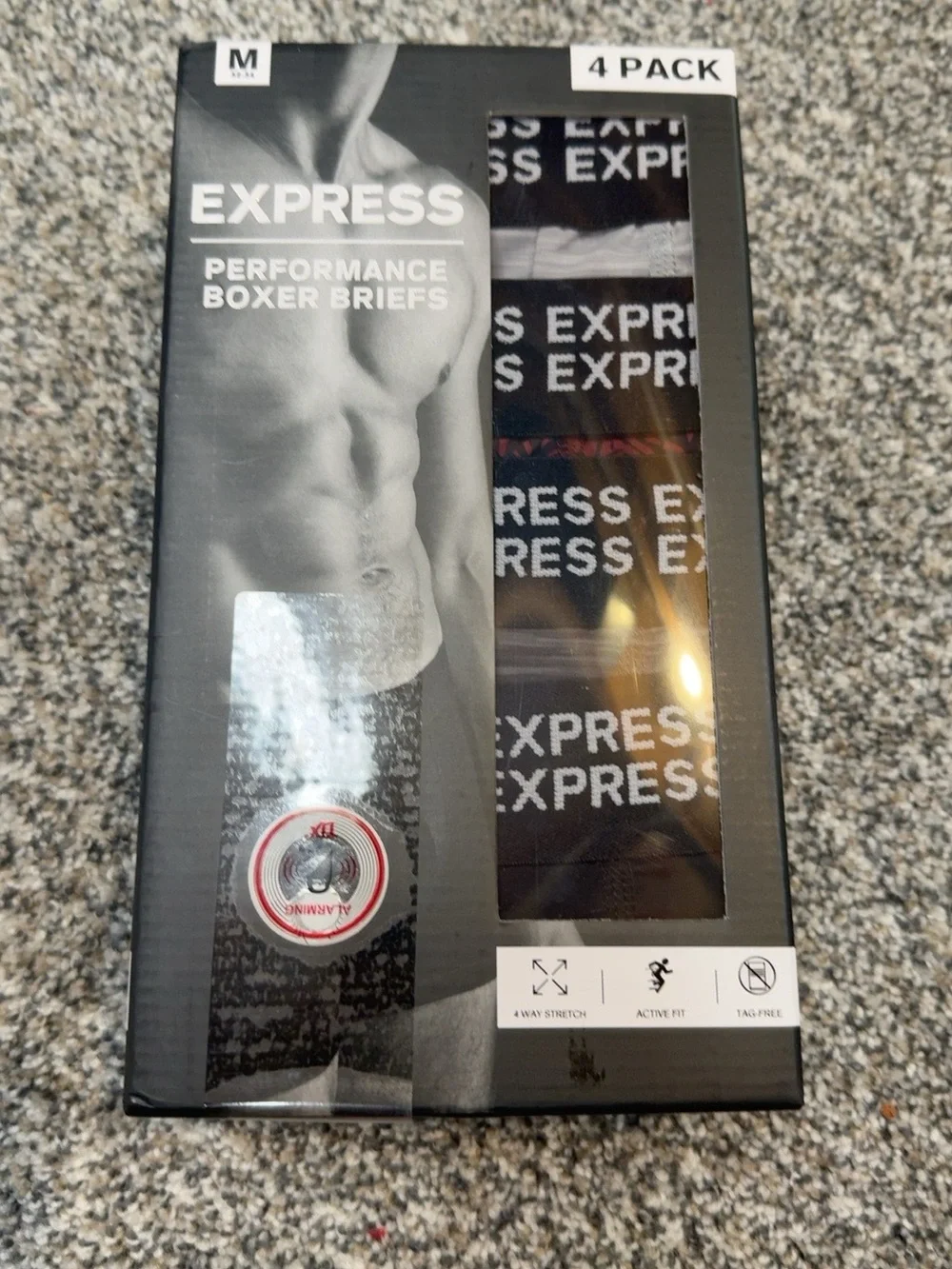 Express Men’s Performance Boxer Briefs 4 Pack Medium 32-34 NEW